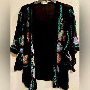 Beautifully embroidered floral Entro size Small jacket or cardigan